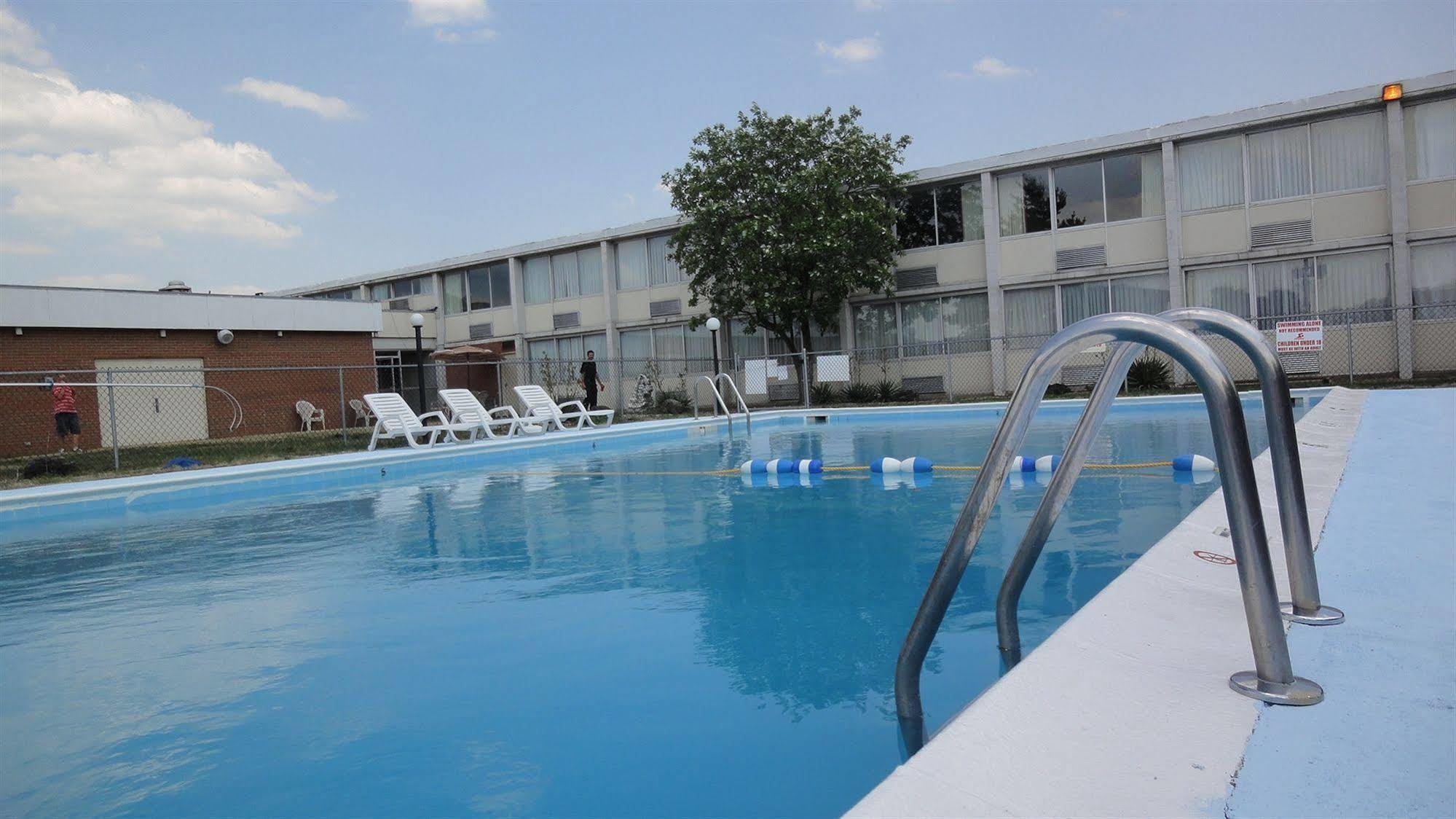 Fairborn Hotel And Inn מראה חיצוני תמונה